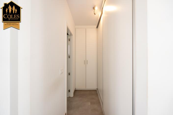 Image No.21-3 Bed Villa / Detached for sale