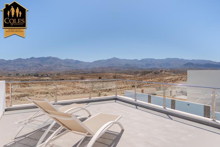 Image No.25-3 Bed Villa / Detached for sale
