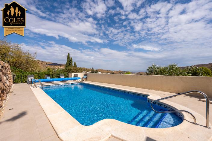 Image No.6-4 Bed Villa / Detached for sale