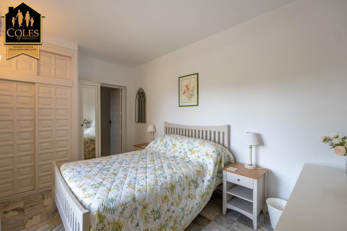 Image No.32-4 Bed Villa / Detached for sale
