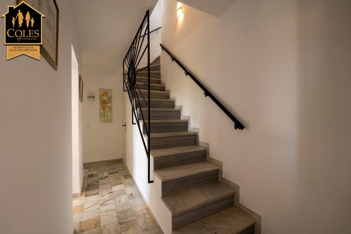 Image No.36-4 Bed Villa / Detached for sale