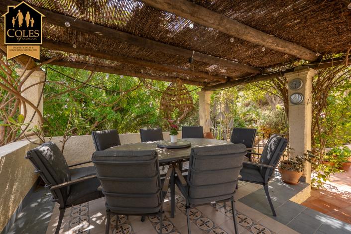 Image No.39-4 Bed Villa / Detached for sale
