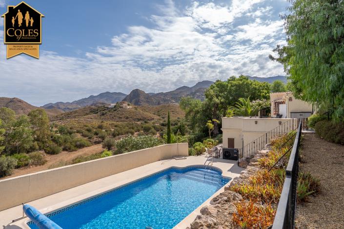 Image No.44-4 Bed Villa / Detached for sale