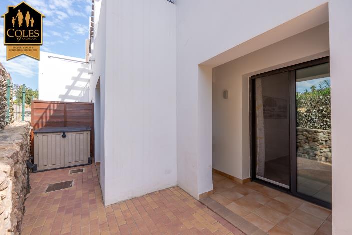 Image No.36-2 Bed Townhouse for sale