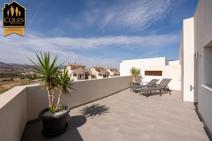 Image No.31-3 Bed Villa / Detached for sale