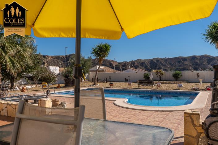 Image No.6-2 Bed Villa / Detached for sale