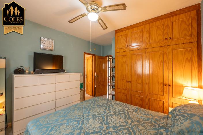 Image No.24-2 Bed Villa / Detached for sale