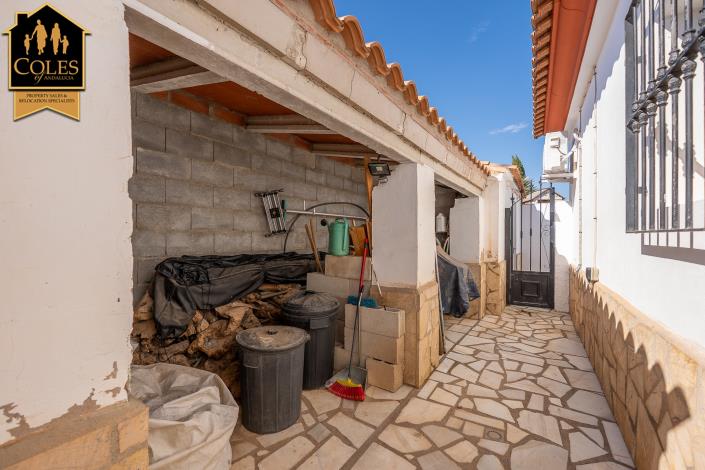 Image No.26-2 Bed Villa / Detached for sale