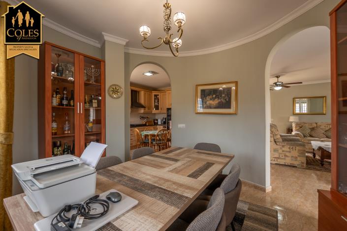 Image No.21-3 Bed Villa / Detached for sale