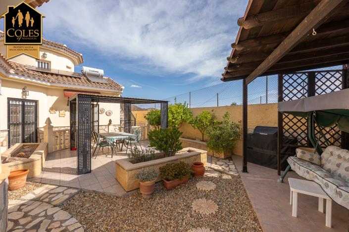 Image No.37-3 Bed Villa / Detached for sale