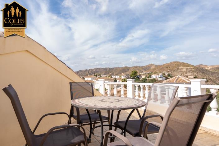Image No.38-3 Bed Villa / Detached for sale