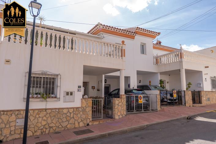 Image No.3-Casa adosada con 3 dormitorios en venta