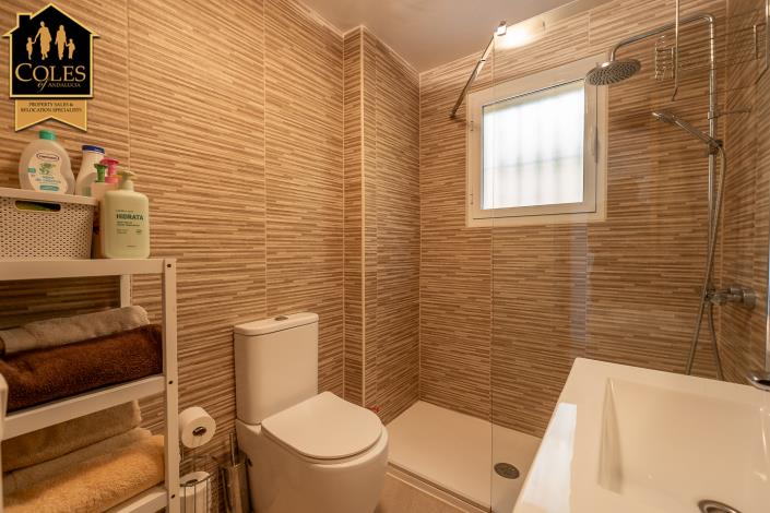 Image No.20-2 Bed Apartment for sale