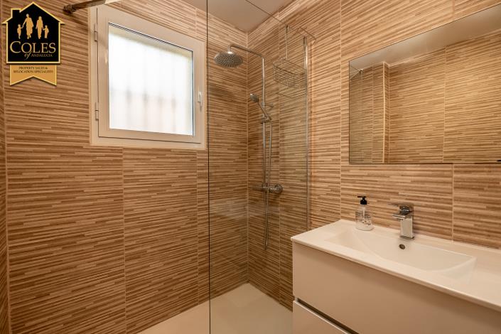 Image No.21-2 Bed Apartment for sale