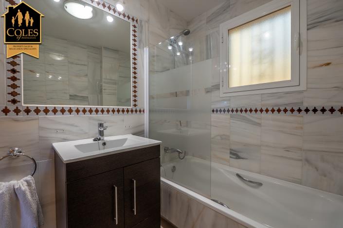 Image No.21-2 Bed Apartment for sale