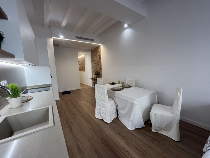 Image No.16-2 Bed Property for sale