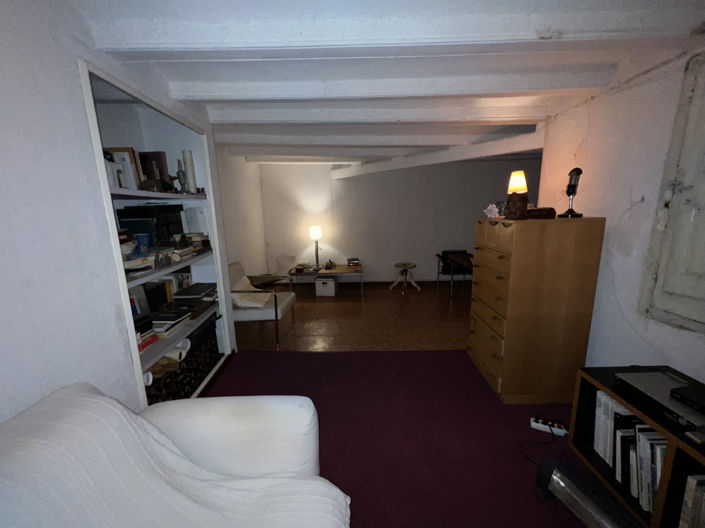 Image No.13-2 Bed Property for sale