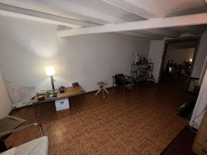 Image No.14-2 Bed Property for sale