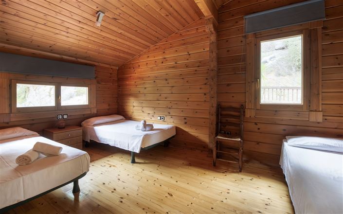 Image No.35-7 Bed Property for sale