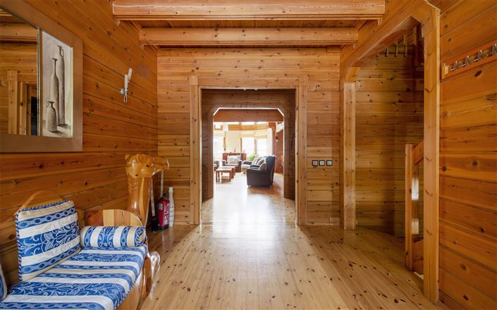 Image No.5-7 Bed Property for sale