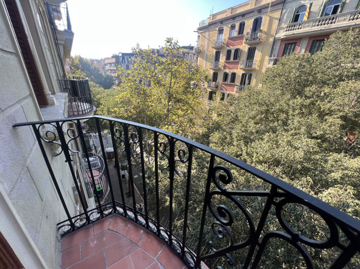 Image No.16-2 Bed Property for sale