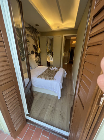 Image No.20-2 Bed Property for sale