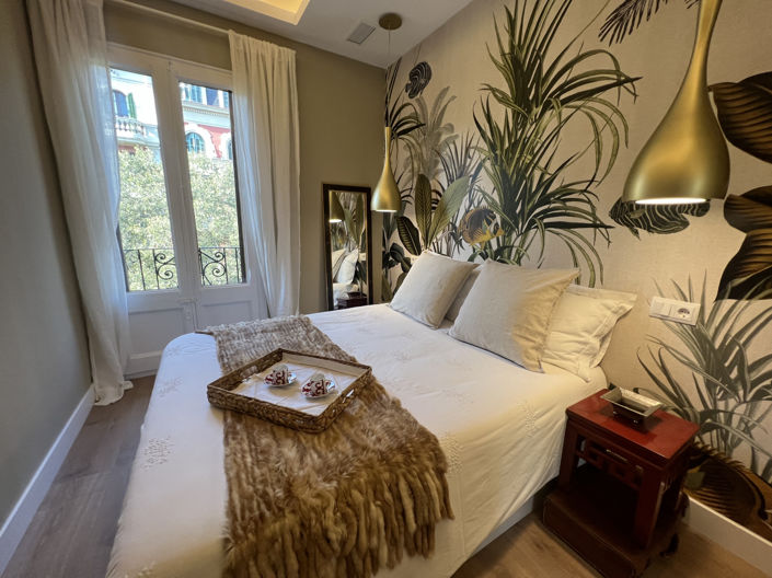 Image No.21-2 Bed Property for sale