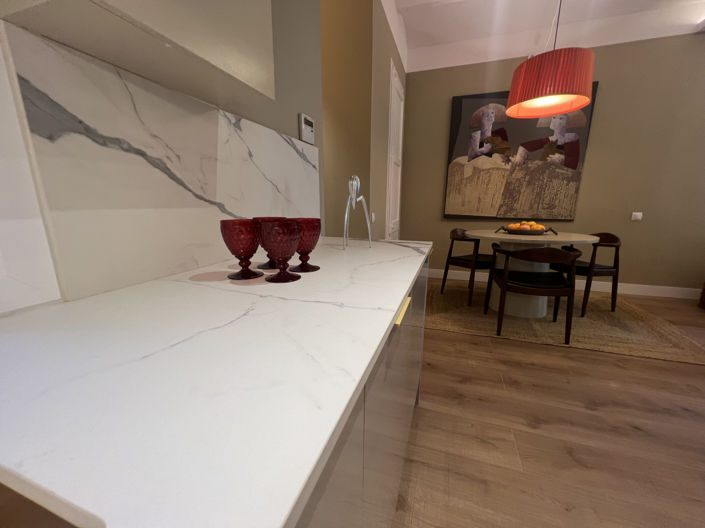 Image No.35-2 Bed Property for sale