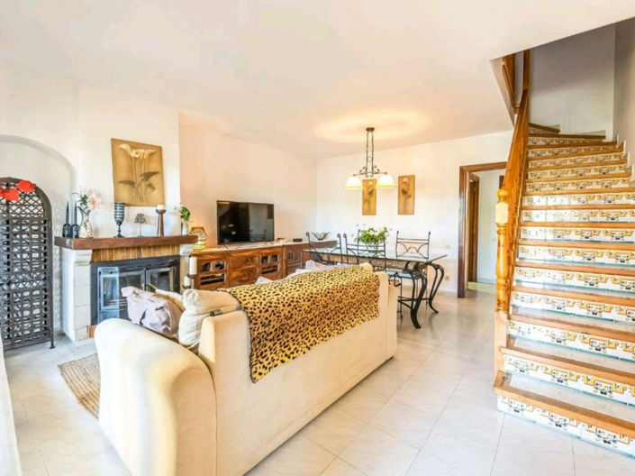 Image No.4-3 Bed Property for sale