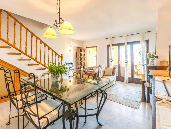 Image No.7-3 Bed Property for sale