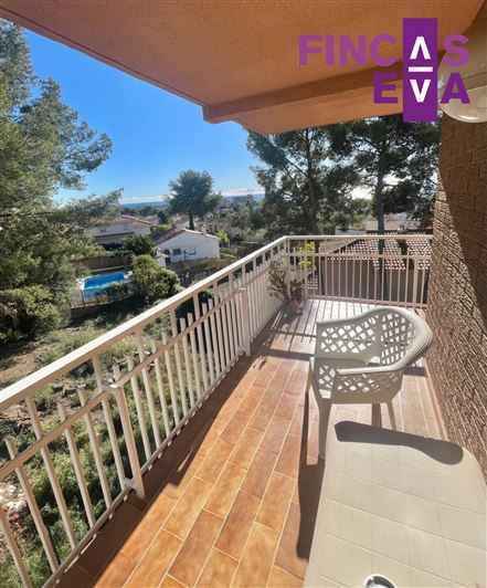 Image No.18-4 Bed Property for sale