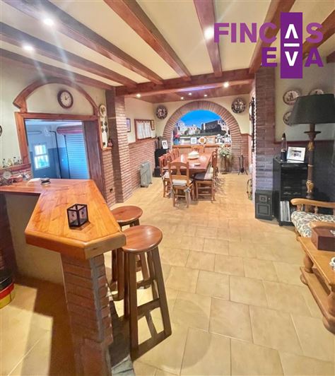 Image No.23-4 Bed Property for sale