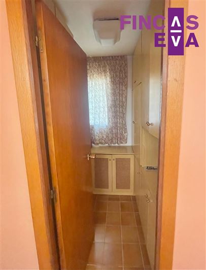 Image No.8-4 Bed Property for sale