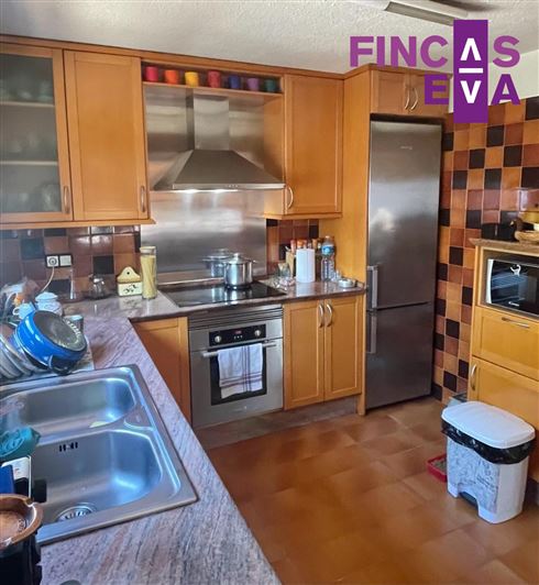 Image No.10-4 Bed Property for sale