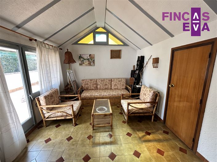 Image No.46-4 Bed Property for sale