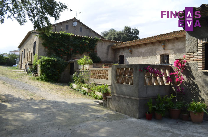 Image No.3-6 Bed Property for sale