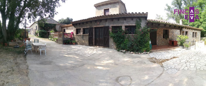 Image No.31-6 Bed Property for sale