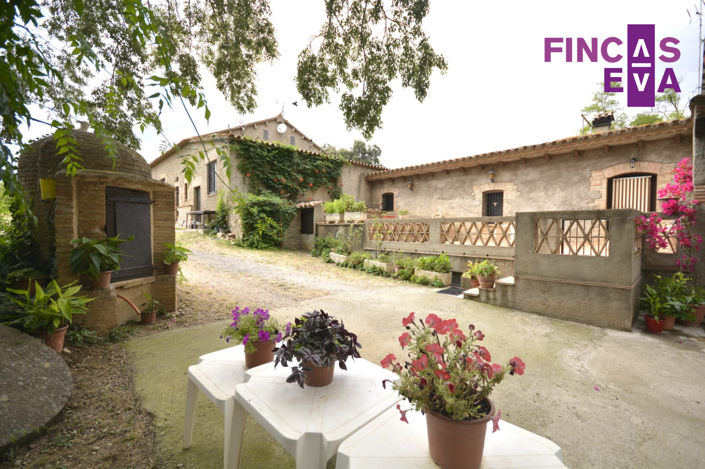 Image No.47-6 Bed Property for sale