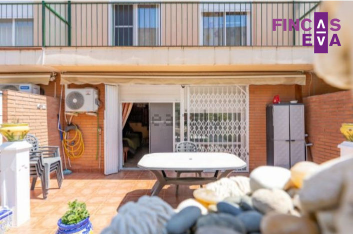 Image No.11-3 Bed Property for sale