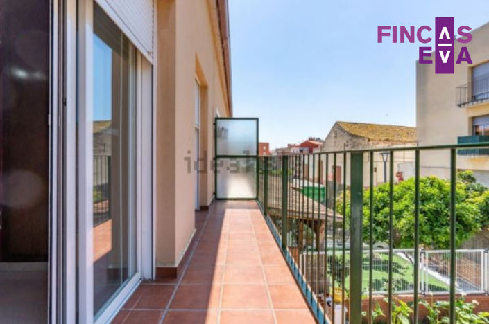 Image No.18-3 Bed Property for sale