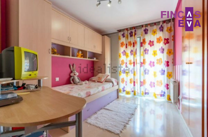 Image No.2-3 Bed Property for sale