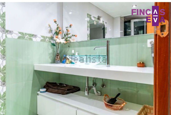 Image No.26-3 Bed Property for sale