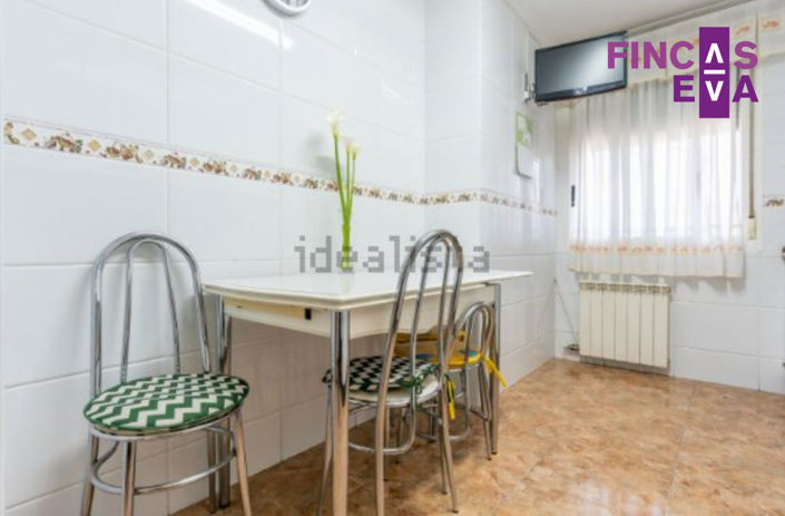 Image No.29-3 Bed Property for sale