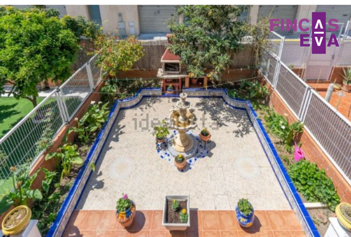 Image No.30-3 Bed Property for sale