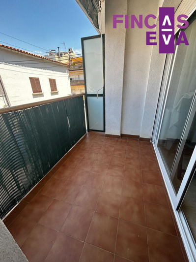 Image No.28-1 Bed Property for sale