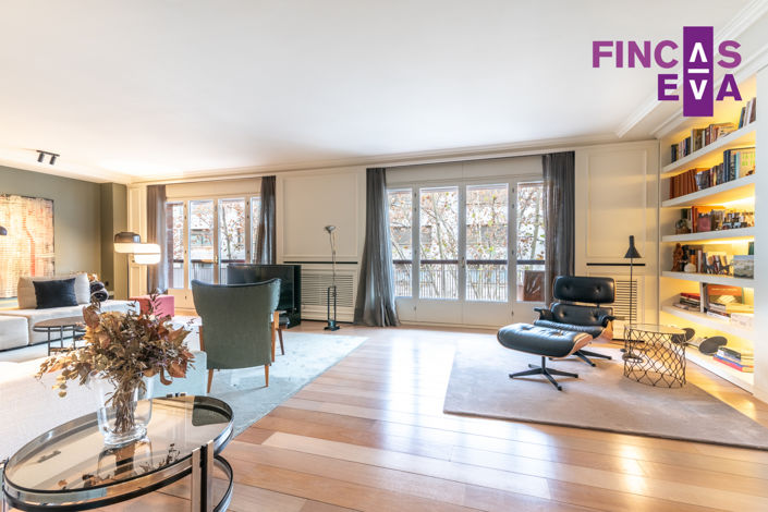 Image No.3-6 Bed Property for sale