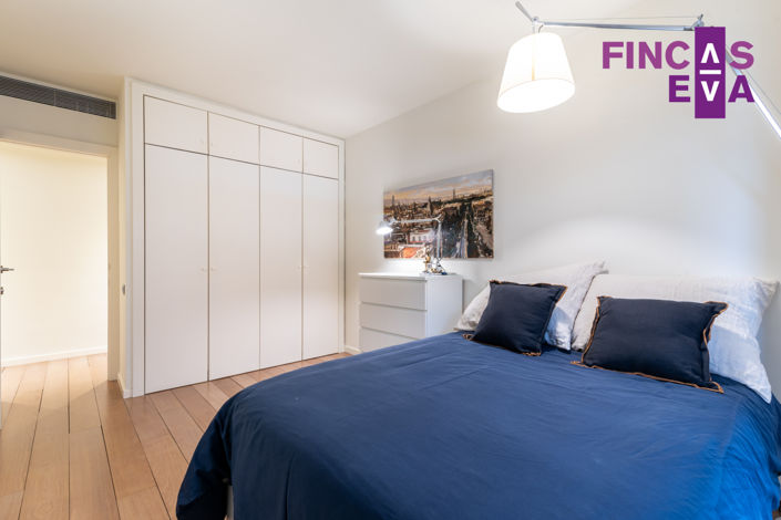 Image No.48-6 Bed Property for sale