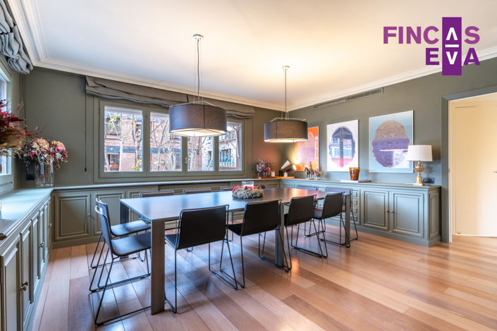 Image No.9-6 Bed Property for sale