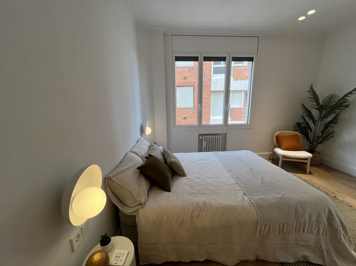 Image No.17-4 Bed Property for sale