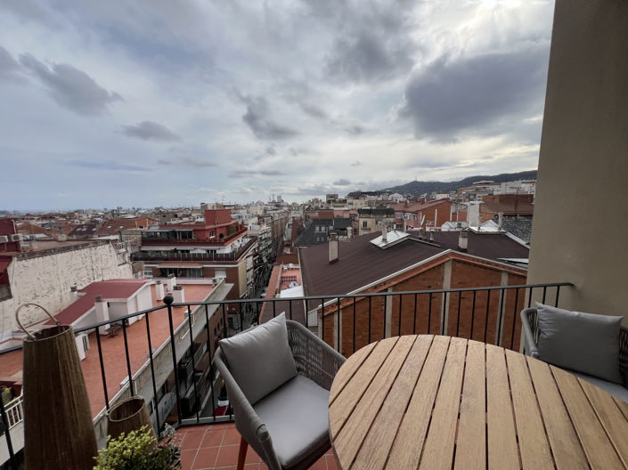 Image No.28-4 Bed Property for sale